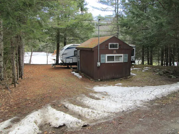 107 Mcquarrie Road, Vassalboro, ME 04989