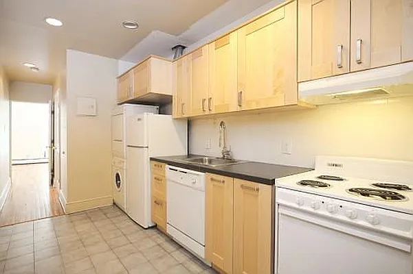 Rented by Bank Neary | media 6