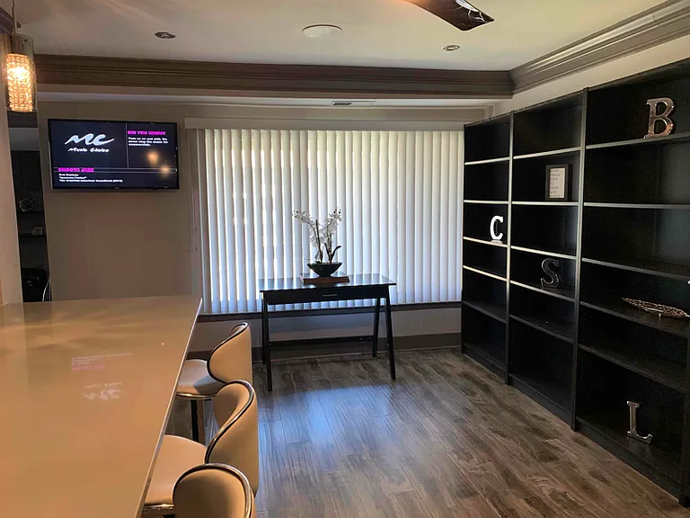 7 Room — Photo 8