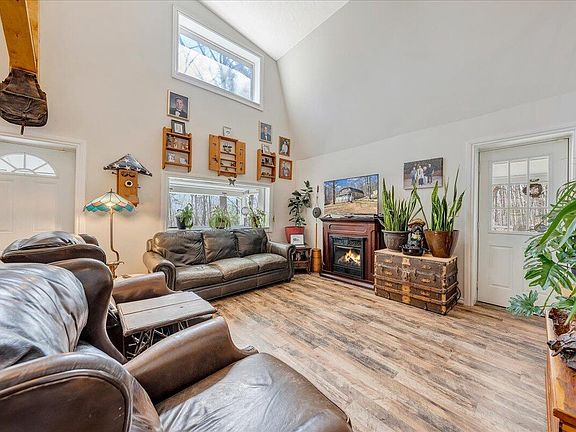 4th image of 8504 Berrybrook Dr