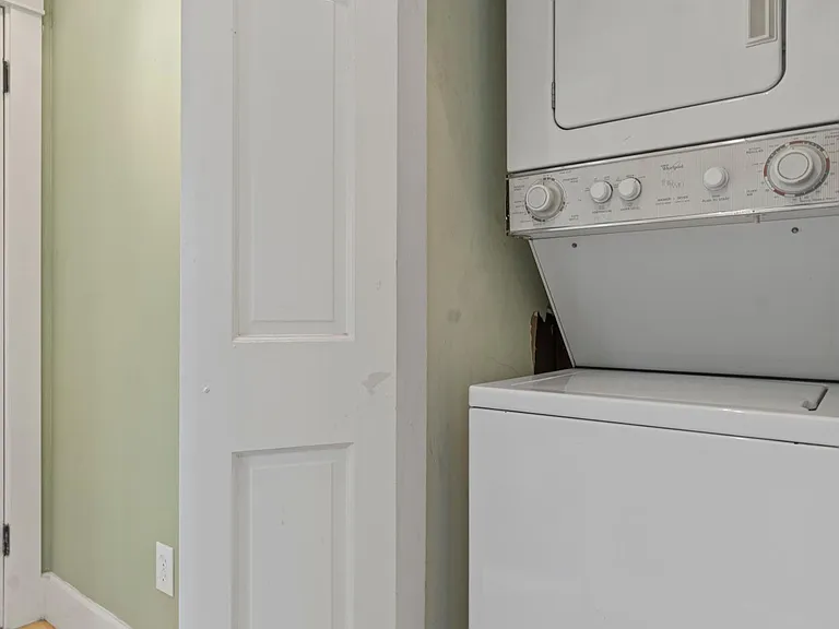 Washer Dryer in-unit