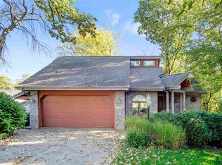 1503 Brown Deer Rd, Coralville, IA 52241