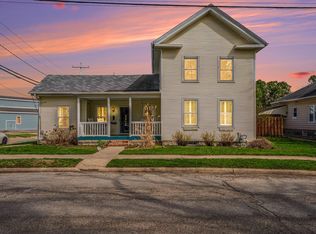 201 S Oak St, Buchanan, MI