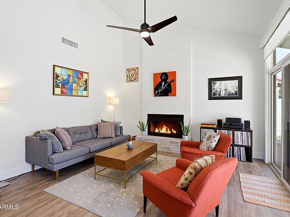 4th image of 2629 E LOCKWOOD Street
