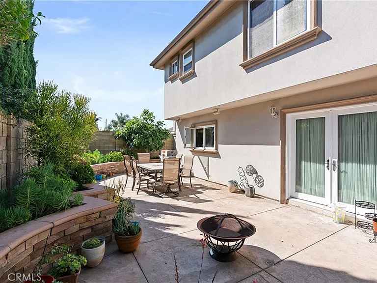 8252 Dancy Cir — Photo 27