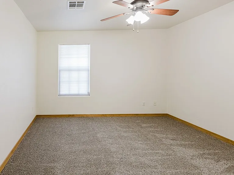 413 Chaco Dr — Photo 18