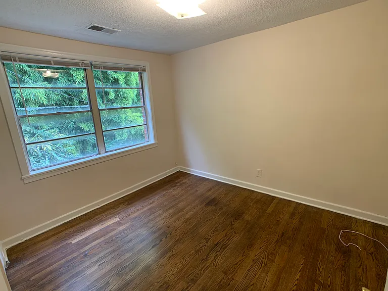 1691 Valley Ave — Photo 39
