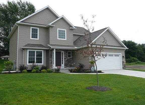 2nd image of 7613 Birch Dr #26