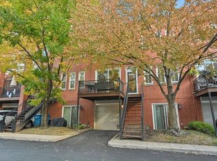 2825 N Wolcott Ave APT C, Chicago, IL 60657