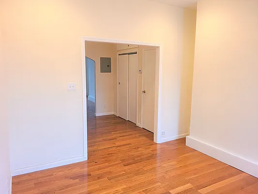 Rented by Virtual Real Estate | media 20