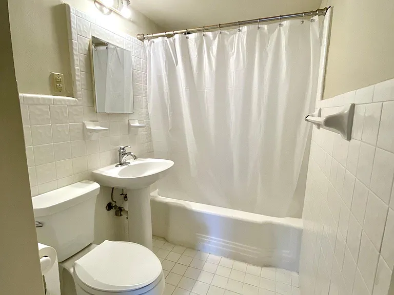 1205 Saint Charles Ave #1313 — Photo 6
