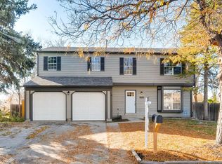 1031 S Kittredge Way, Aurora, CO 80017