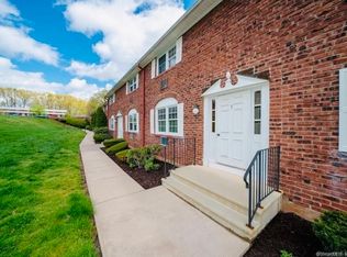 201 Regan Rd APT 3B, Vernon, CT 06066