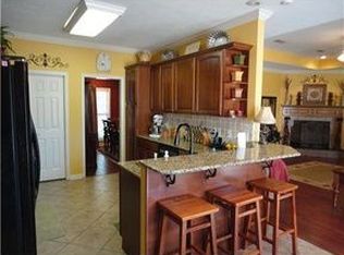 2051 Krist Ln, Pineville, LA 71360