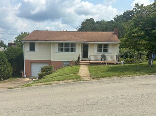 9950 Walker Rd, Elizabeth, PA 15037