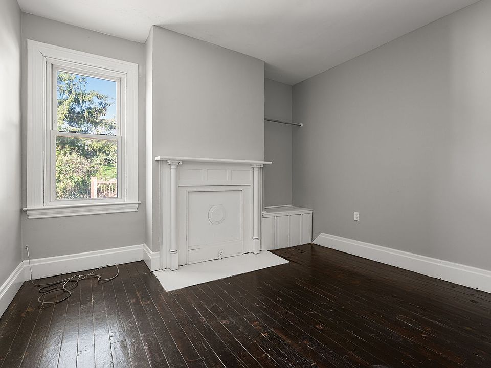 1st image of 362 Republic St
