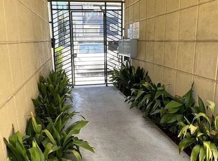 924 N Curson Ave APT 3, West Hollywood, CA 90046