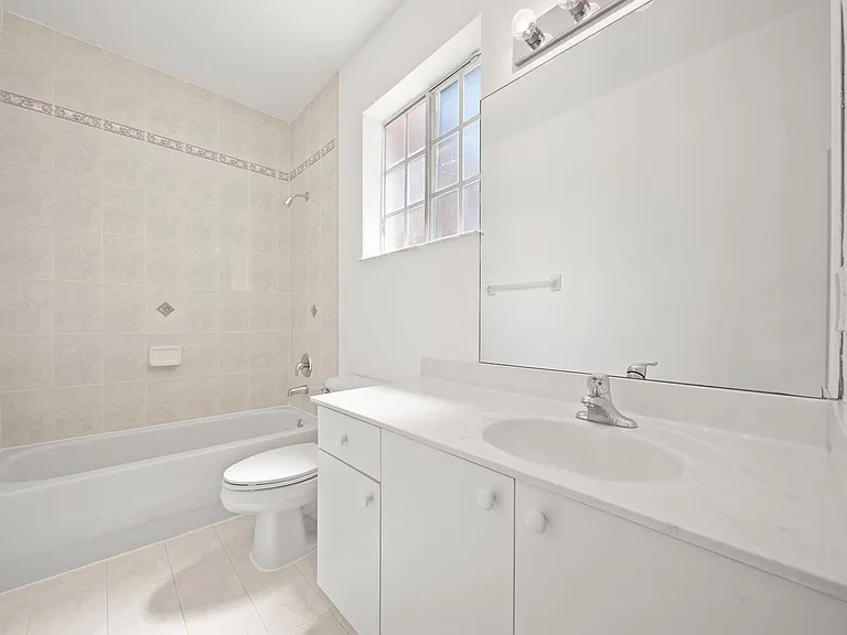 21459 SW 86th Pl — Photo 14