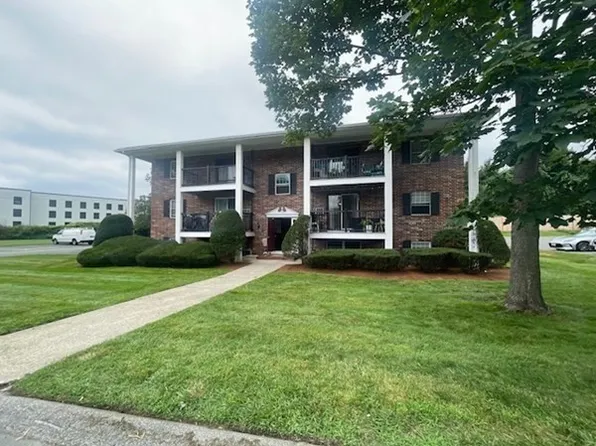 6 Walker Rd APT 6, North Andover, MA 01845