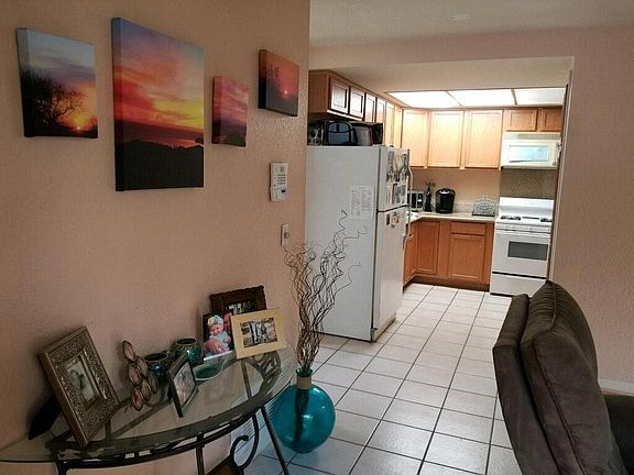 3rd image of 321 Sharon Ln #C