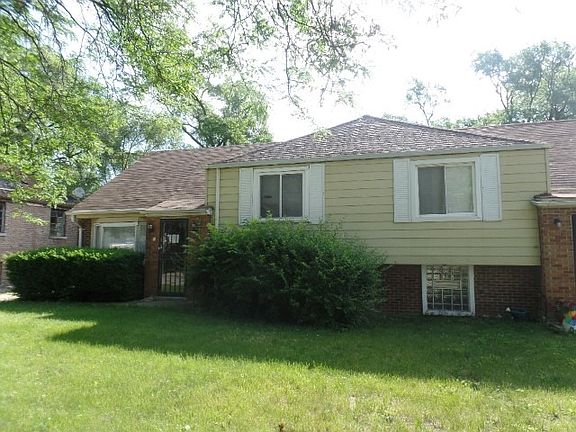 3rd image of 9627 S Luella Ave