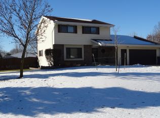 6825 Eastwood Trl, West Bend, WI 53090