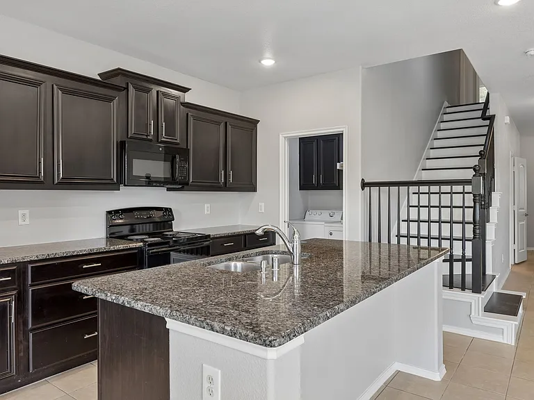 2013 Cranberry Ct — Photo 5
