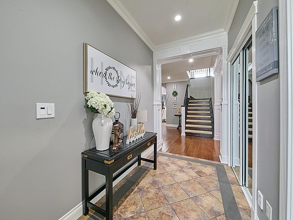 4th image of 12442 Davenport Dr