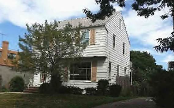 2nd image of 18017 Hiller Ave