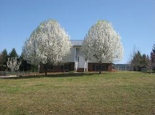 1095 Capella Ridge Rd, King, NC 27021