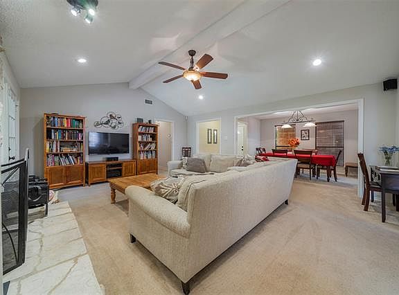 3rd image of 2606 Foxboro Dr