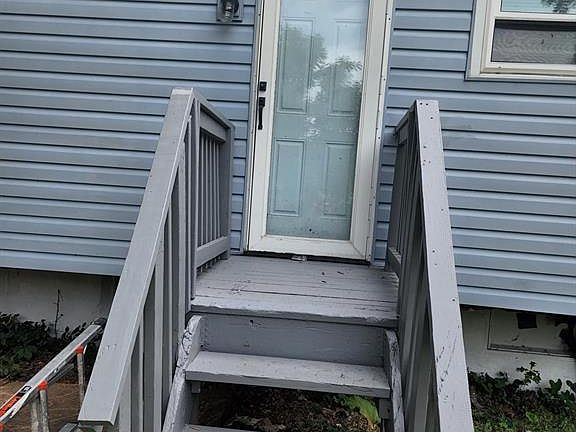 2nd image of 245 Grampian Rd