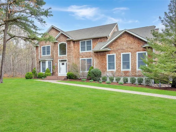 103 Corbett Drive, East Quogue, NY 11942