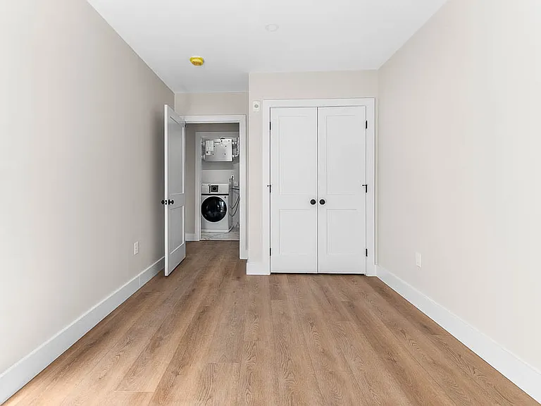 The Block at 22 Everett St — Photo 14