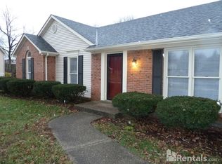 1701 Meadowgate Ln, Louisville, KY 40223