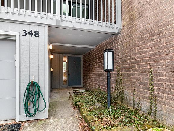 3rd image of 348 Olentangy Forest Dr
