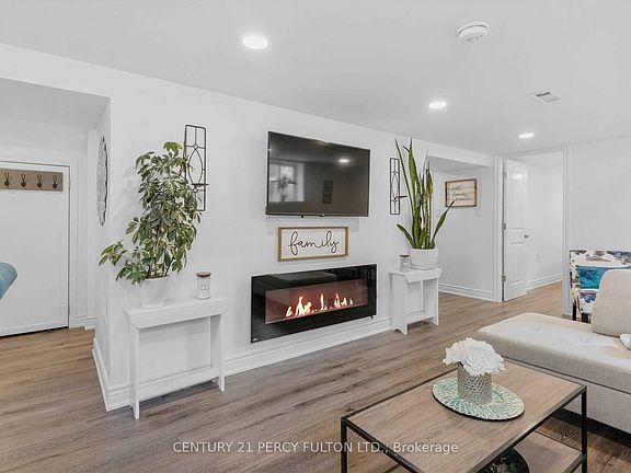 2nd image of 1182 Ravine Rd #Basement