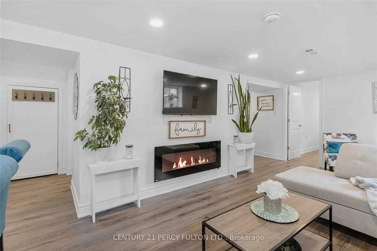 Building Photo - 1182 Ravine Rd #BASEMENT