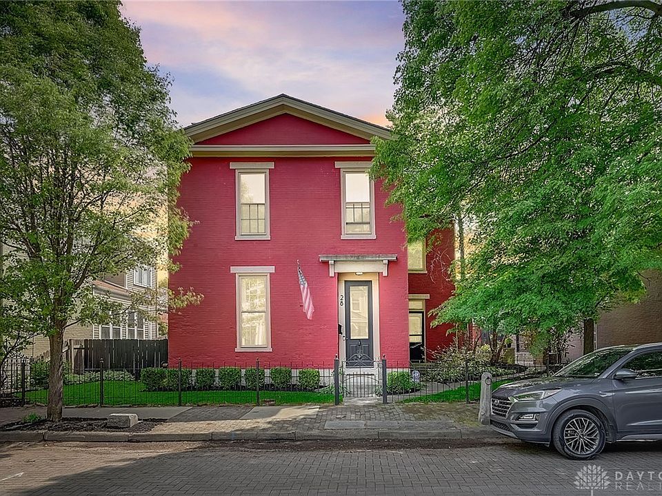 1st image of 28 Tecumseh St