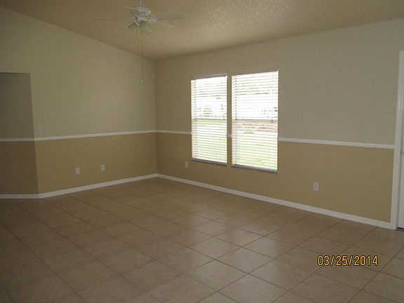 2nd image of 579 SE Chapman Ave