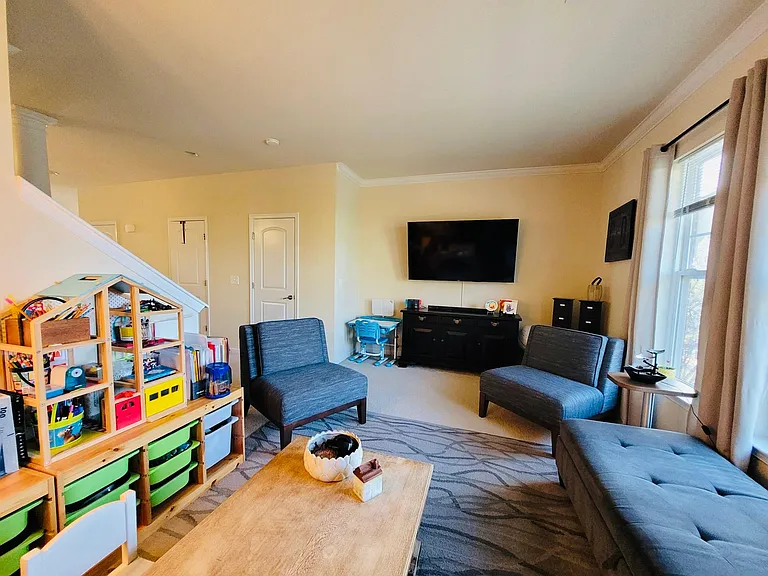 43922 Avenza Ter — Photo 7