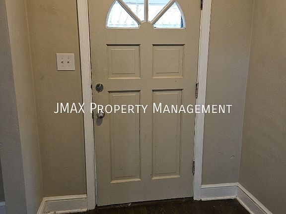 3rd image of 2731 Cove Rd NW