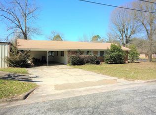 601 Cherokee Trce, Athens, TX 75751