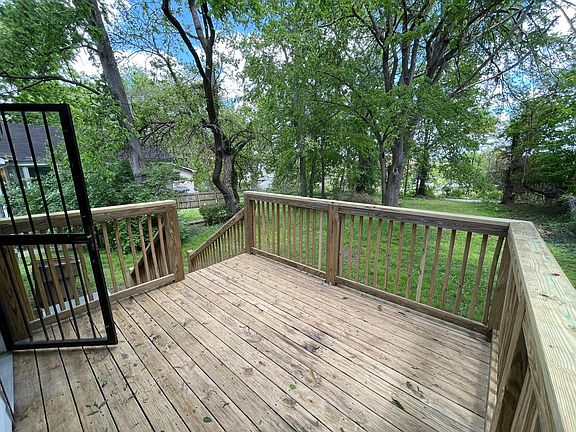 2nd image of 122 Rains Ave