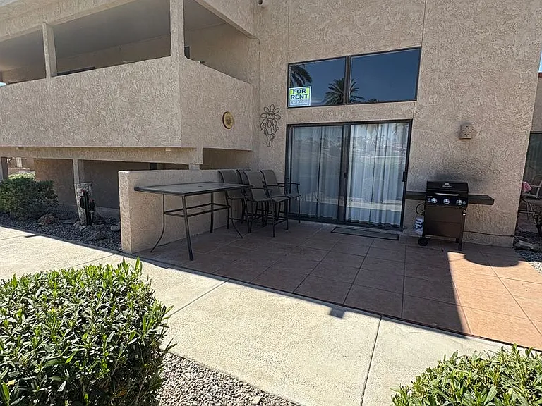 1905 Palmer Dr #8 — Photo 4