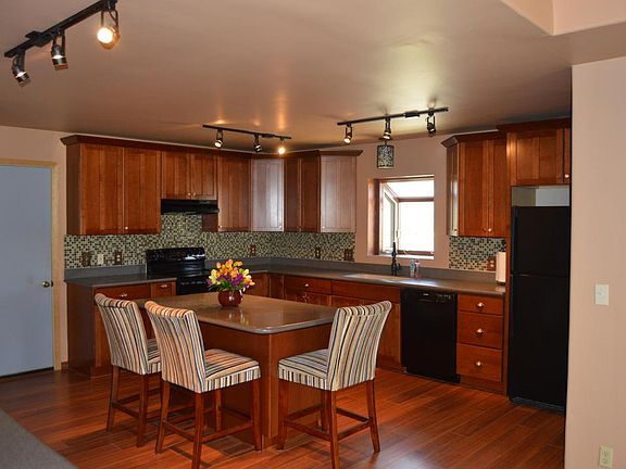 2nd image of 11022 Grande Ave