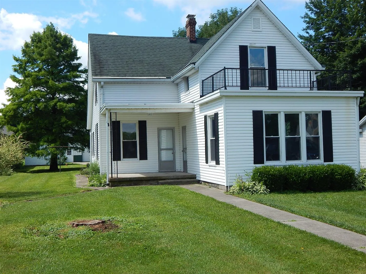 137 W Fosters Maineville Rd photo 1