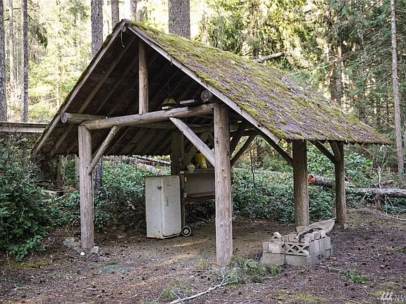 4th image of 71 N Fawn Dr