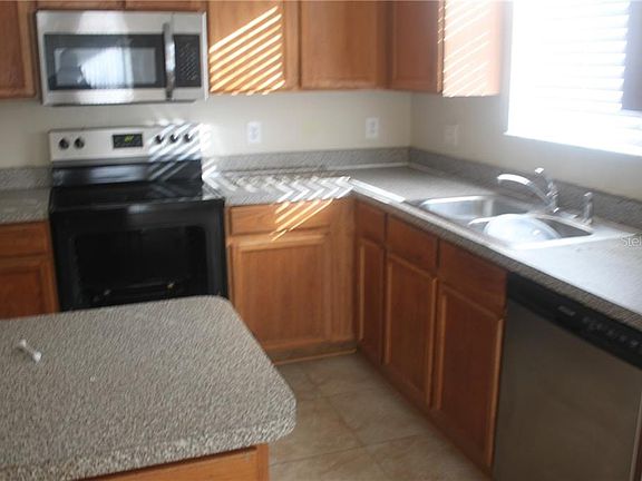 4th image of 2616 Eagle Canyon Dr N