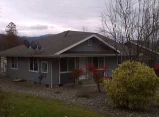 605 NW Elm St APT A, Grants Pass, OR 97526